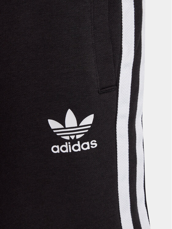 adidas adidas Szorty sportowe adicolor H32342 Czarny Regular Fit