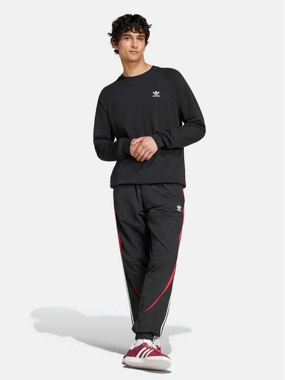 adidas adidas Суитшърт Trefoil Essentials IW5792 Черен Regular Fit