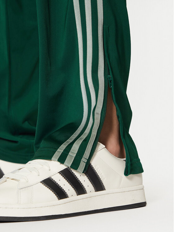 adidas adidas Teplákové kalhoty adicolor Classics Firebird JP2539 Zelená Regular Fit