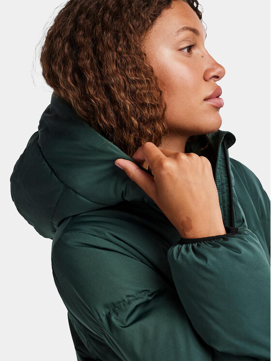 YAS YAS Pūkinė striukė 26031874 Žalia Regular Fit