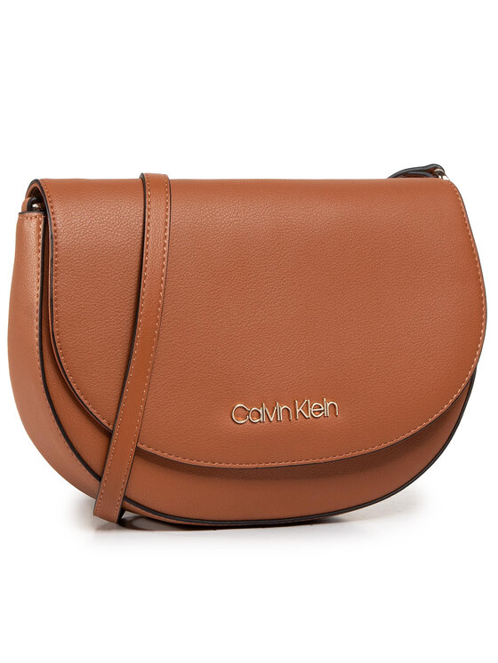 Calvin Klein Kabelka Saddle Bag K60K607020 Hn d Modivo.cz