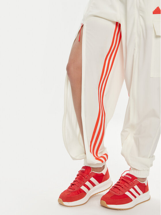 adidas adidas Pantaloni da tuta Dance All-Gender Versatile IS0904 Bianco Loose Fit
