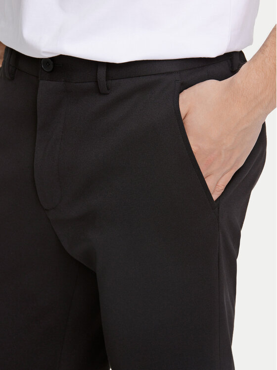 Lindbergh Lindbergh Chino hlače 30-006052 Črna Slim Fit