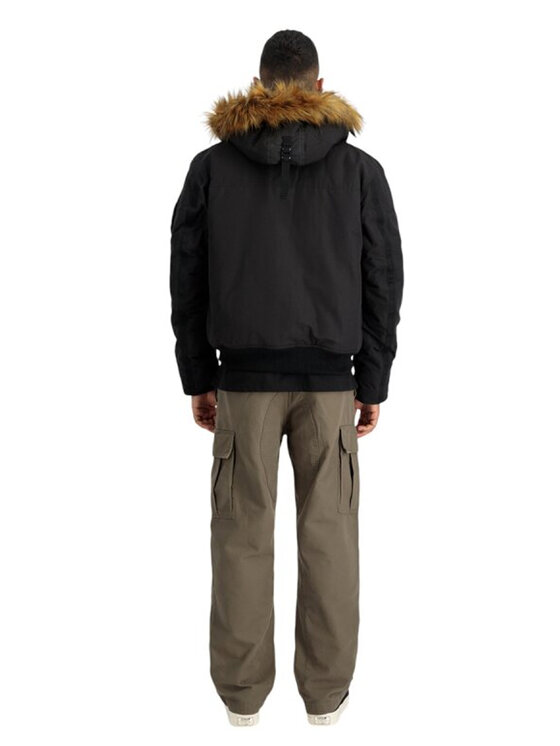 Alpha Industries Alpha Industries Kurtka zimowa AI.148129-03-L Czarny Regular Fit