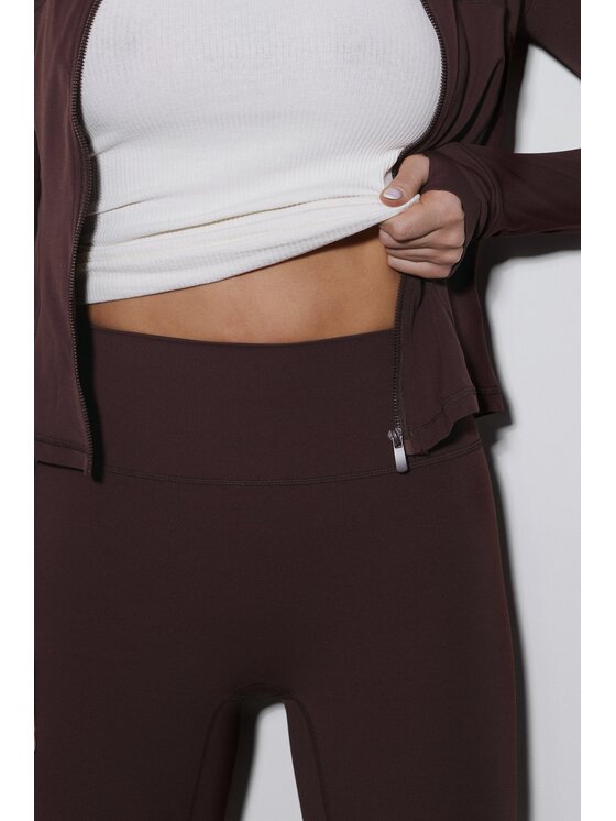 Estro Estro Súprava mikina a legíny ER00119508 Tmavo hnedá Slim Fit