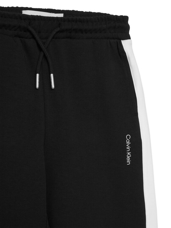 Calvin Klein Jeans Calvin Klein Jeans Sportinis kostiumas LVCKTJI17B Juoda Regular Fit
