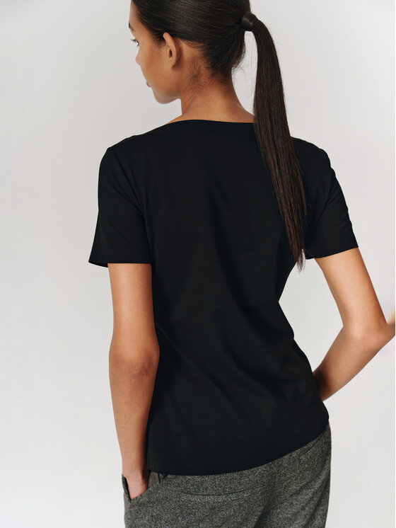 TATUUM TATUUM Bluzka MIKAJA Czarny Classic Fit