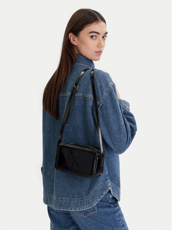 Calvin Klein Geantă Bold Ck Metallic Camera Bag LV04F3331G Negru