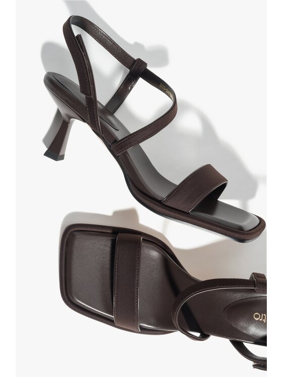 Estro Estro Sandali ER00117150 Marrone
