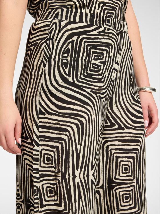 Elena Mirò Elena Mirò Spodnie materiałowe P194P200490N001 Czarny Regular Fit