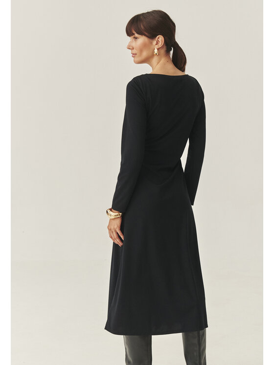 TATUUM Tatuum Sukienka dzianinowa GARANA Czarny Flare Fit