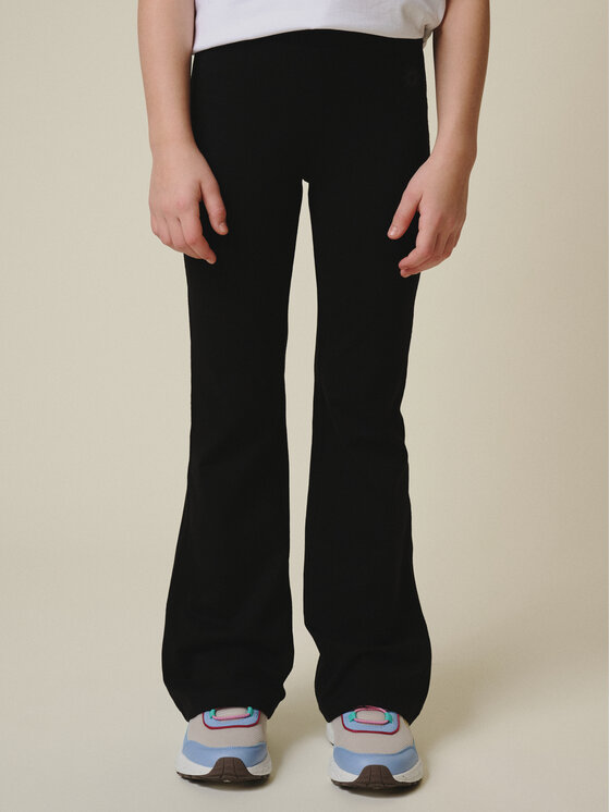 4F 4F Legginsy MOVE OUTSIDE Czarny