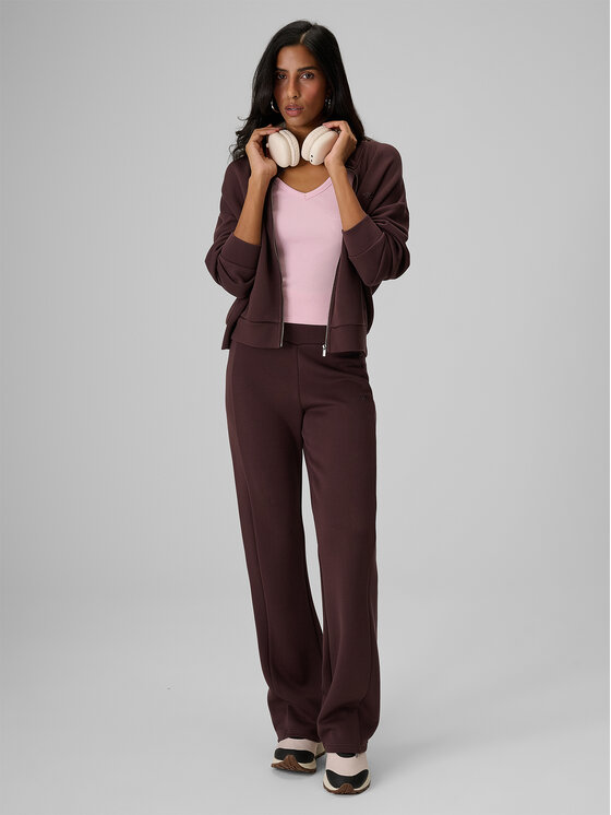 4F 4F Spodnie dresowe ESSENTIAL Brązowy ciemny Slim Fit