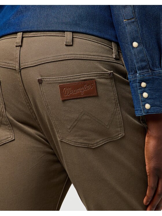 Wrangler Wrangler Spodnie materiałowe LARSTON Brązowy Slim Fit