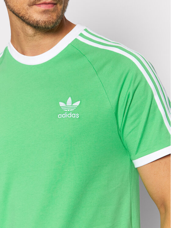 adidas Marškinėliai adicolor Classics 3-Stripes H37756 Žalia Slim Fit •  Modivo.lt
