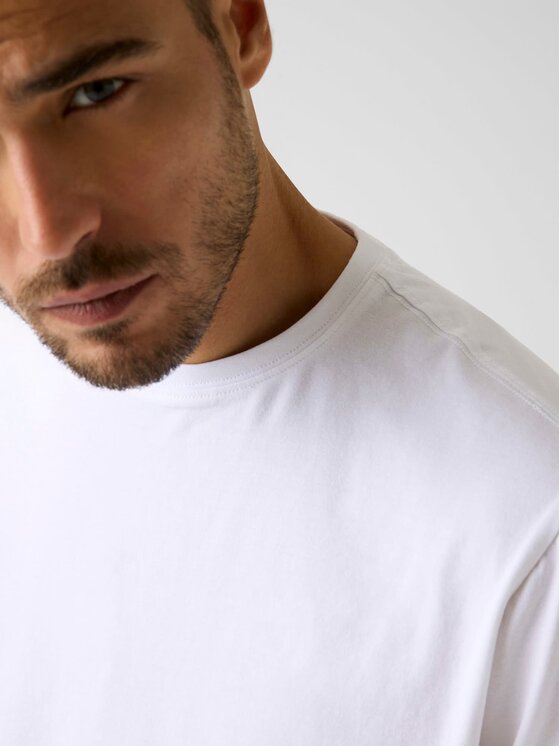 Guess Guess T-Shirt 180293 Bílá Classic Fit