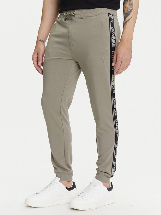 Guess Guess Teplákové kalhoty Z2YB19 K6ZS1 Khaki Regular Fit