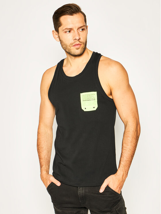 Diesel tank top clearance