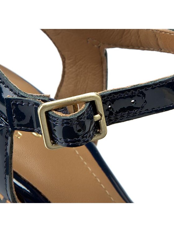 Clarks amelia roma clearance