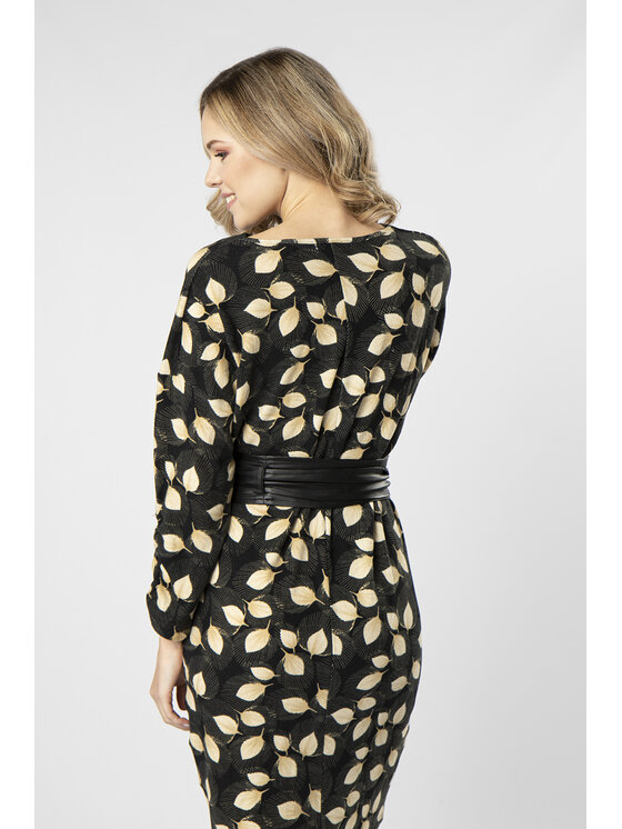 QUIOSQUE QUIOSQUE Každodenní šaty LEAFBEIGE DRESS Černá Regular Fit