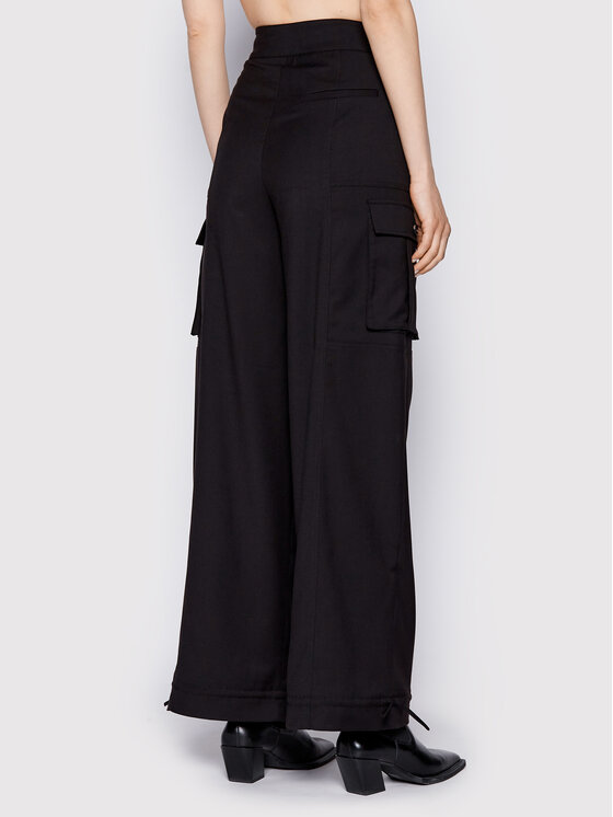 Gestuz Gestuz Παντελόνι υφασμάτινο Noragz 10906317 Μαύρο Loose Fit