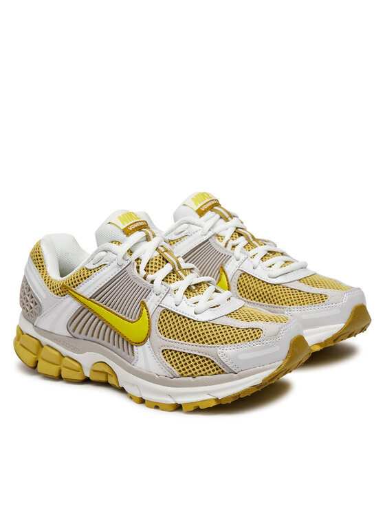 Nike Nike Sportcipők Zoom Vomero 5 HJ9607 700 Színes