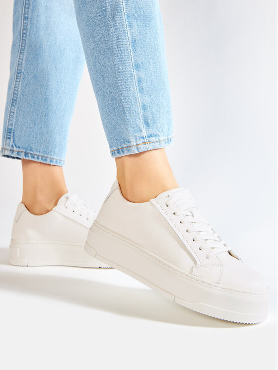 Vagabond Shoemakers Vagabond Sneakersy Judy 4924-001-01 Bílá