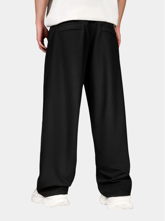 MADE BY SOCIETY MADE BY SOCIETY Spodnie materiałowe Pantaloni Ember Loose - P17198 Czarny Basic Fit