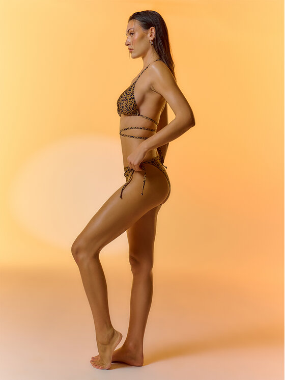4F 4F Dół od bikini ESSENTIAL Brązowy jasny