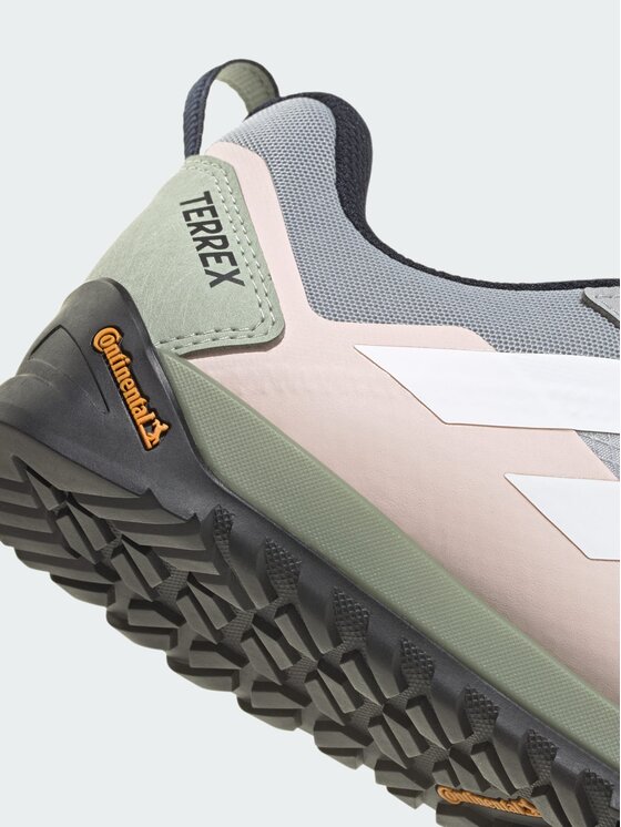 adidas adidas Trekkingi 161837 Biały