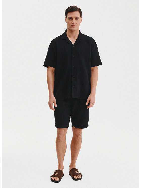 Pako Lorente Pako Lorente Szorty materiałowe P25SF-WS-009 Czarny Classic Fit