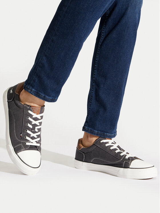 Mustang Mustang Sneakers aus Stoff 4180-303-9 Grau