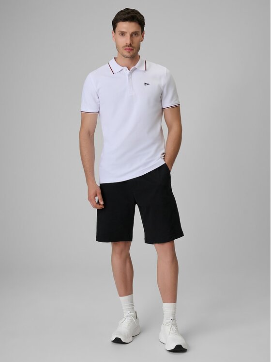 4F 4F Σορτς υφασμάτινο 4FRSS26TSHOM0929-20S Μαύρο Regular Fit