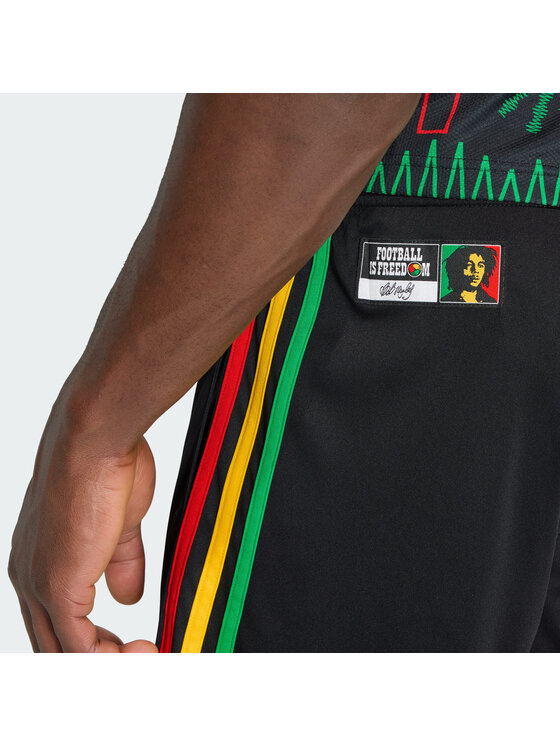 adidas adidas Szorty sportowe 165016 Czarny Regular Fit