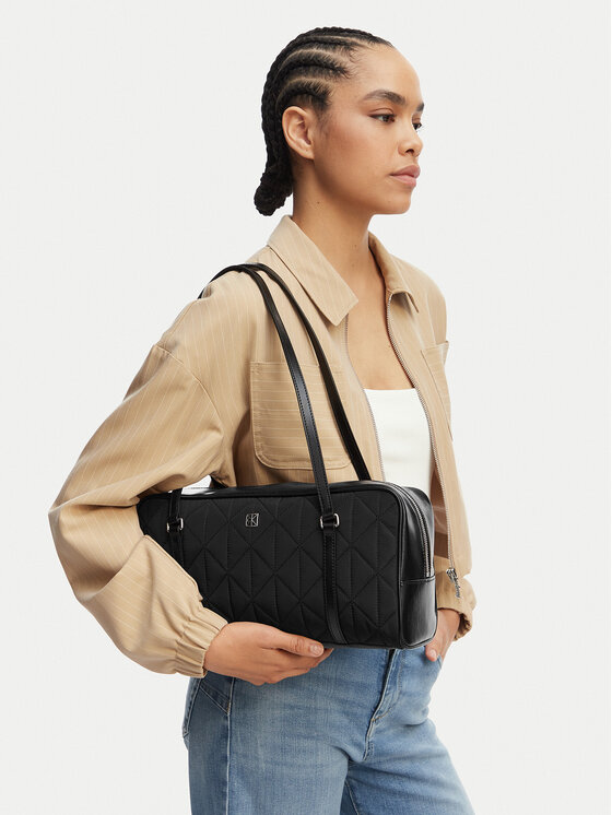 Calvin Klein Geantă Quilted Nylon 2X Strap Camerabag LV04F3651G Negru