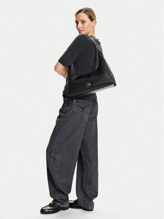 Calvin Klein Calvin Klein Handtasche Emblem Hw Lthr Shoulder Bag LV04F3262G Schwarz