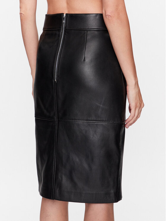 BOSS Boss Dirbtinės odos sijonas 50489116 Juoda Slim Fit