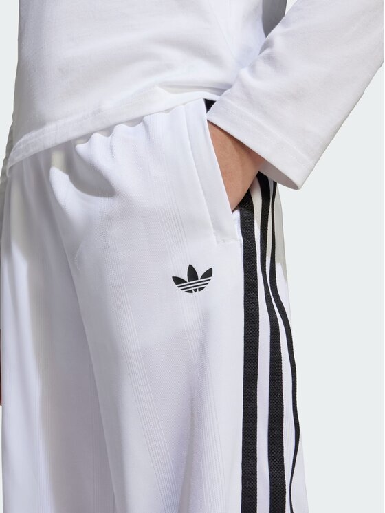 adidas adidas Szorty sportowe 150951 Biały Loose Fit
