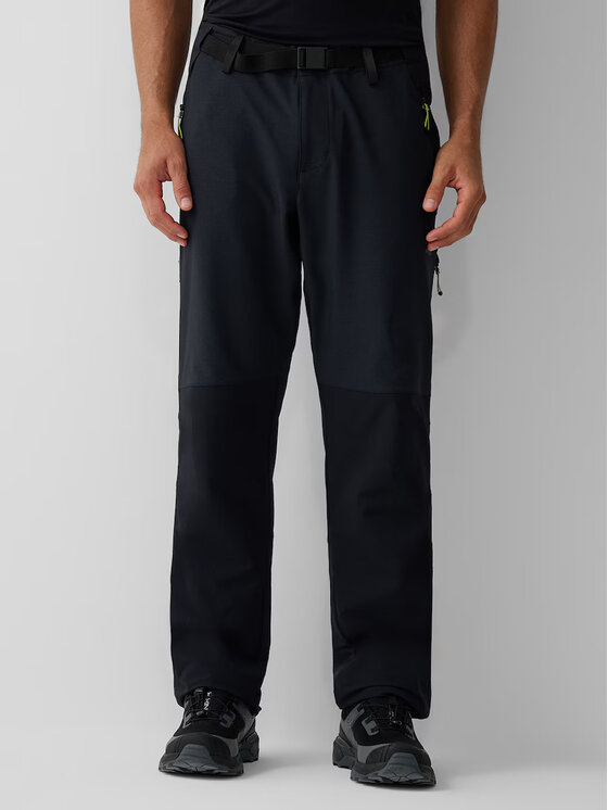 4F 4F Spodnie outdoor BETWEEN LAYERS Czarny Regular Fit