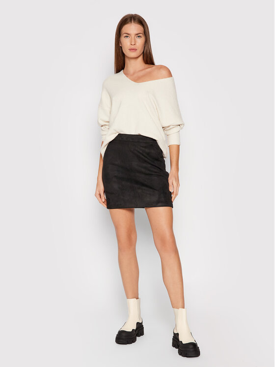 Vero Moda Vero Moda Mini suknja Donnadina 10210430 Crna Regular Fit