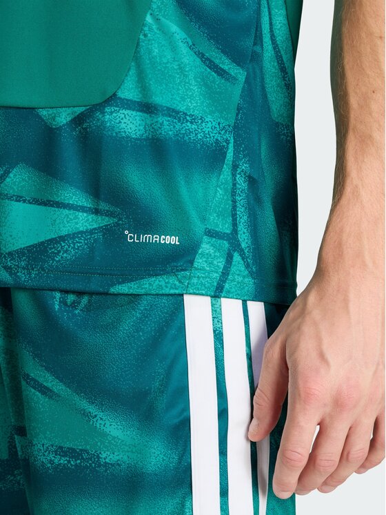 adidas adidas Koszulka techniczna 162112 Zielony Slim Fit
