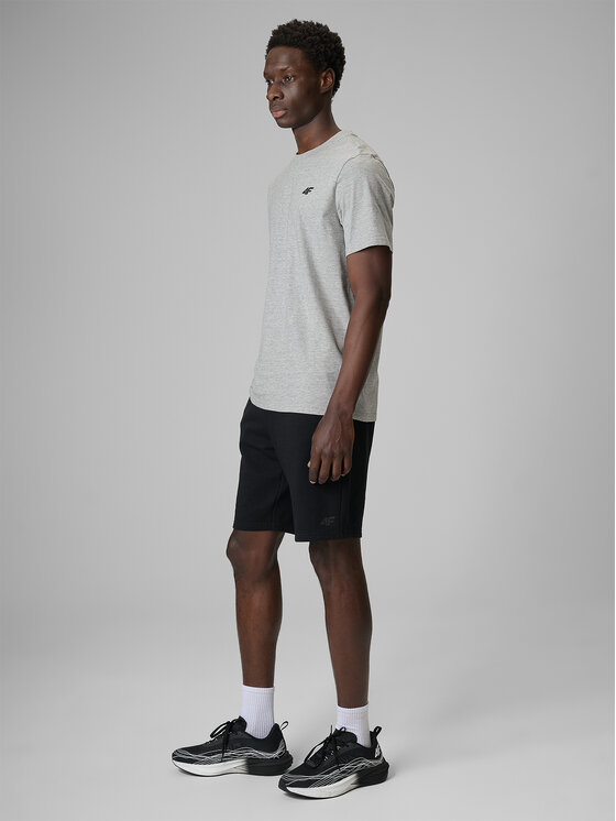 4F 4F Športové kraťasy BASIC+ Čierna Regular Fit