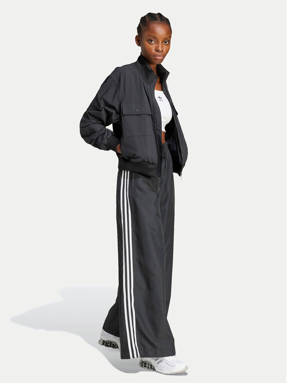 adidas adidas Bomber dzseki Premium Essentials JD4792 Fekete Loose Fit