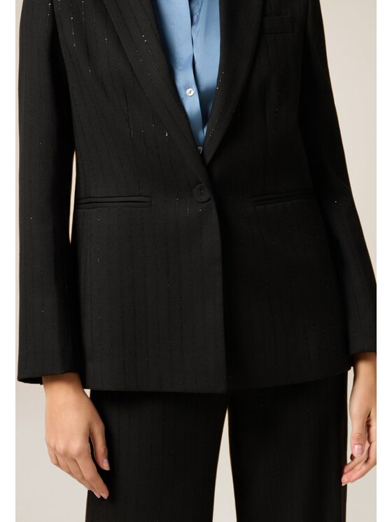 Oltre Oltre Giacca outdoor Q012R004634N033 Nero Regular Fit