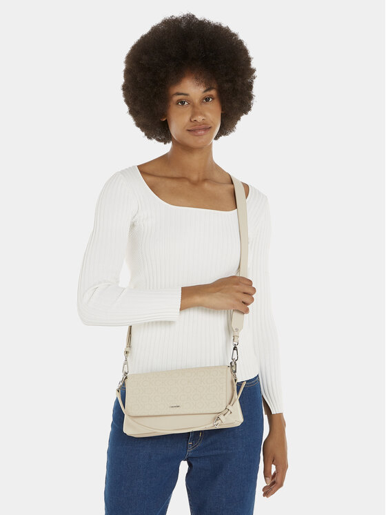 Calvin Klein Calvin Klein Käekott Ck Must Shoulder Bag_Epi Mono K60K611762 Ekrüüvärv