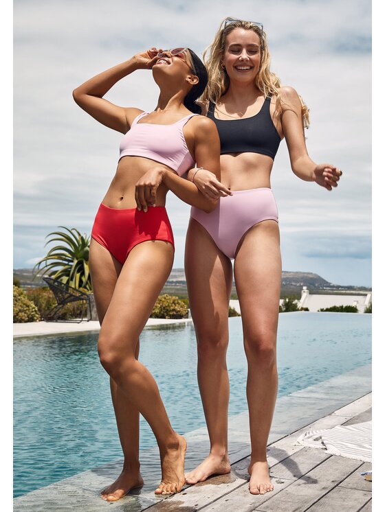Casall Casall Dół od bikini High Waist Bikini Hipster Czerwony
