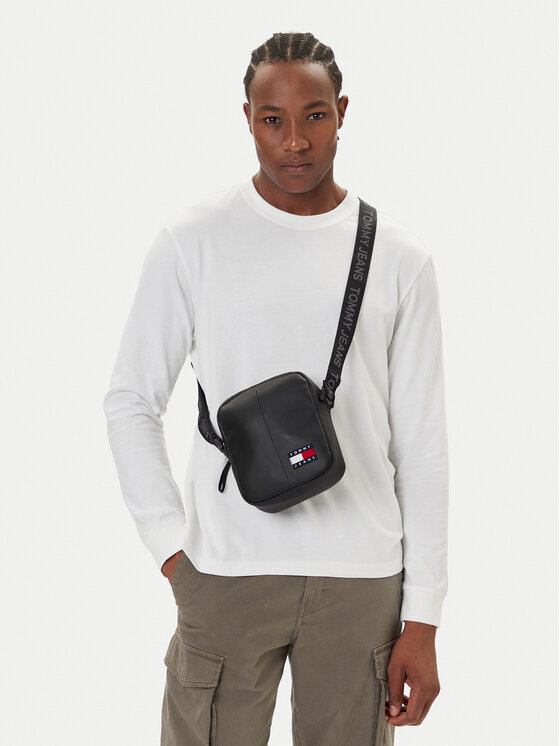 Tommy Jeans Tommy Jeans Maža rankinė Tjm Ess Daily Pu Reporter AM0AM13712 Juoda