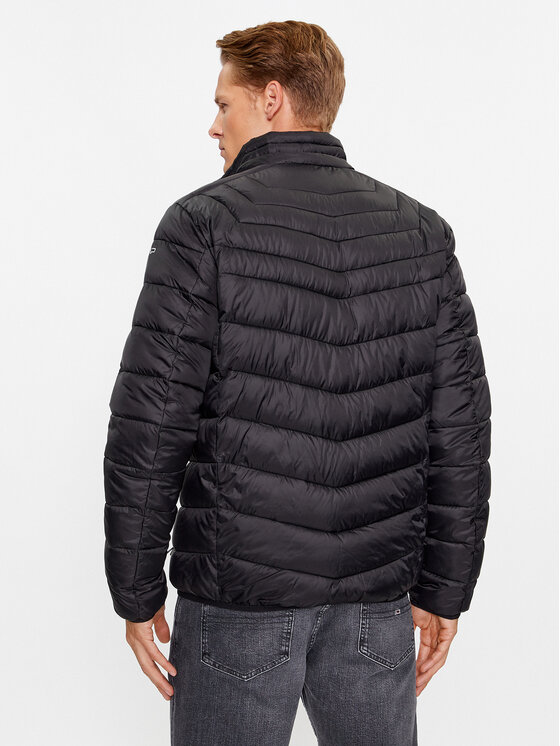 CMP CMP Zimní bunda 33K1607 Černá Regular Fit