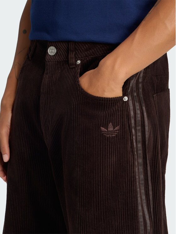 adidas adidas Spodnie materiałowe 172259 Brązowy ciemny Loose Fit