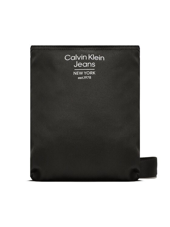 Geantă crossover Calvin Klein Jeans Sport Essentials Flatpack 18 Est K50K510102 Negru